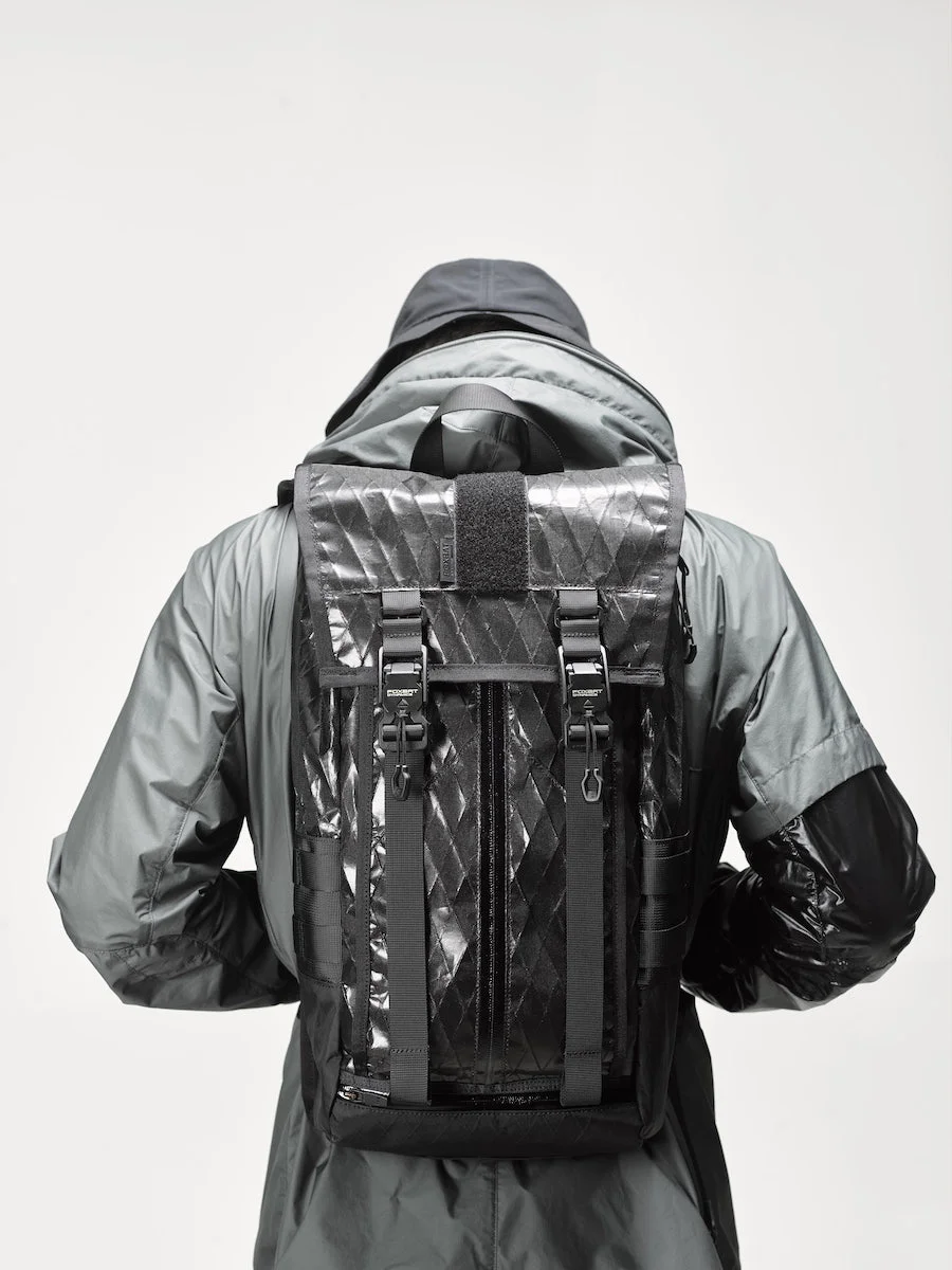 FOXBAT Tsunami Tactical Cyclin - Cycling Commuter Backpack Laptop 评论和价格